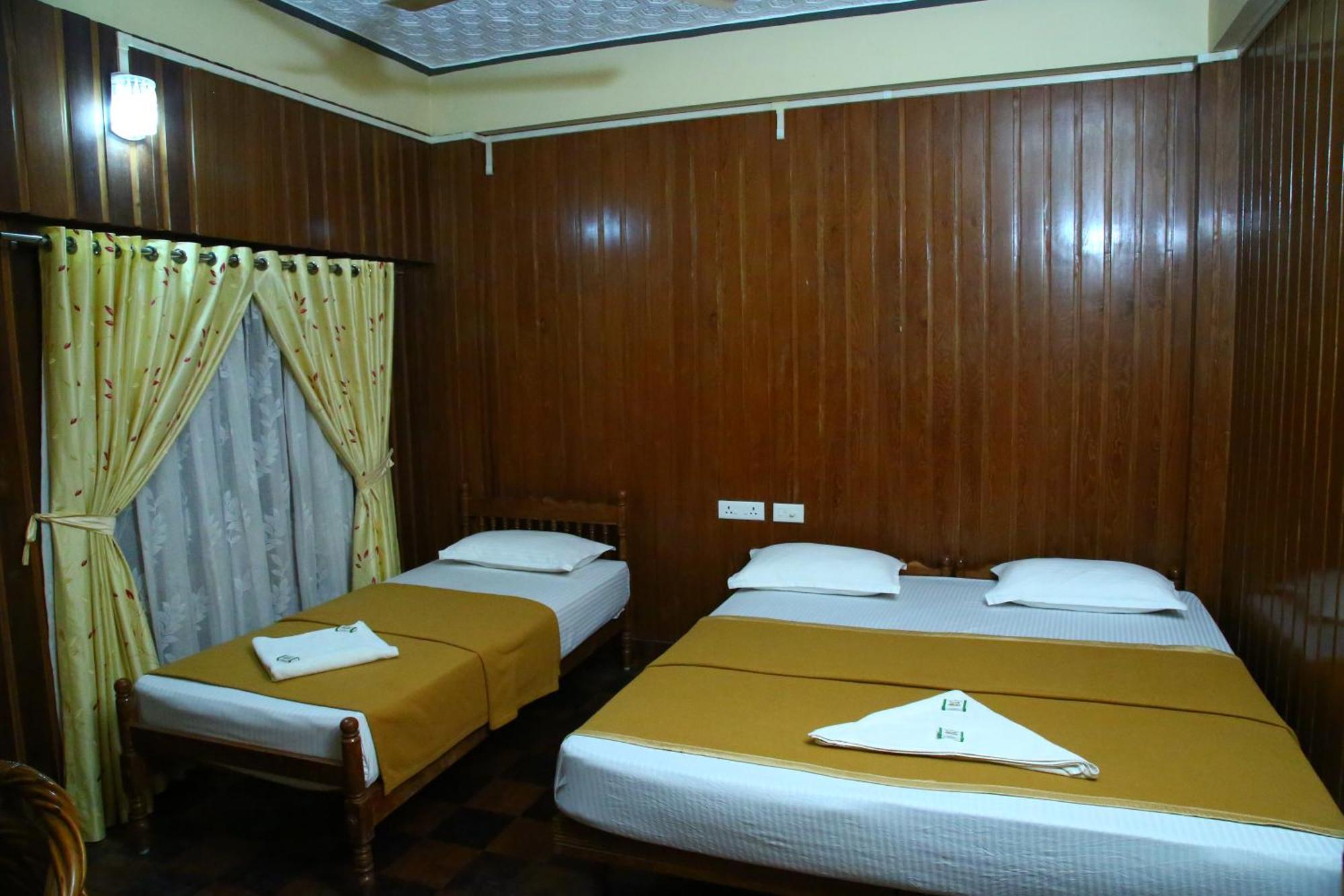 Lake Palace Family Resort Kumarakom Extérieur photo