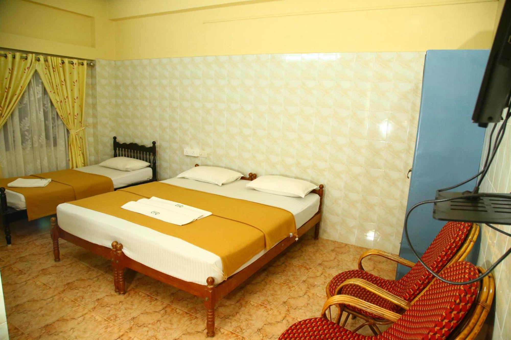 Lake Palace Family Resort Kumarakom Extérieur photo