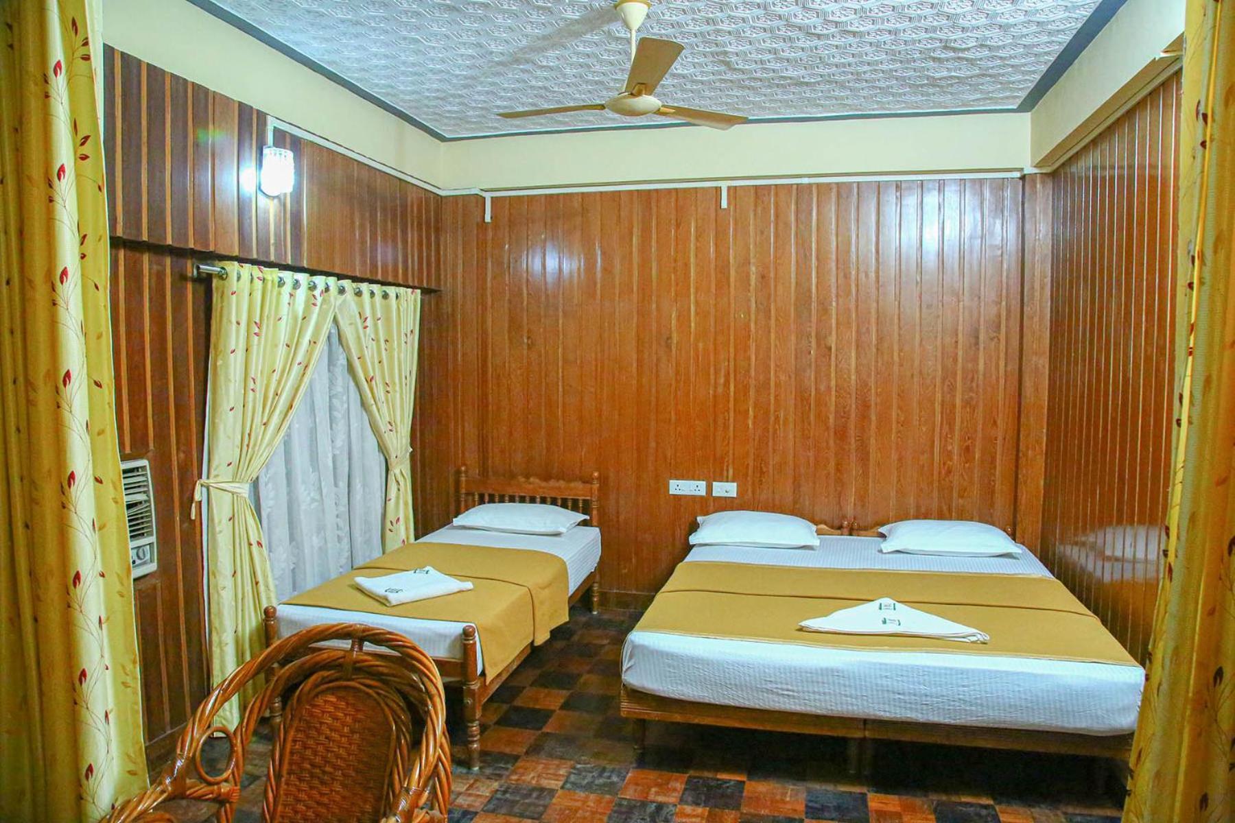 Lake Palace Family Resort Kumarakom Extérieur photo